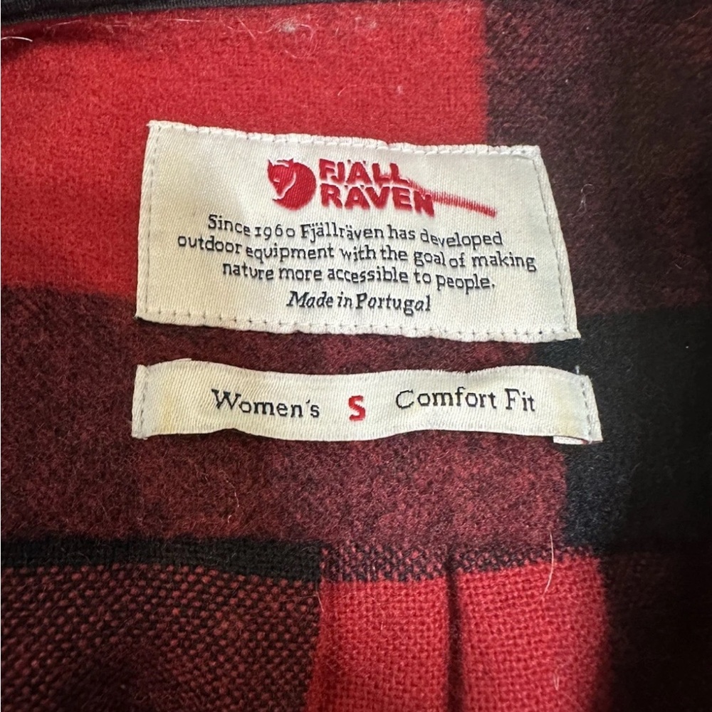 FjallRaven Canada Shirt Womens S Shacket Wool Blend Buffalo Plaid Red Comfort - Picture 6 of 9